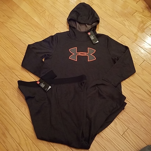 NWT size M Under Armour hoodie - Picture 3 of 10